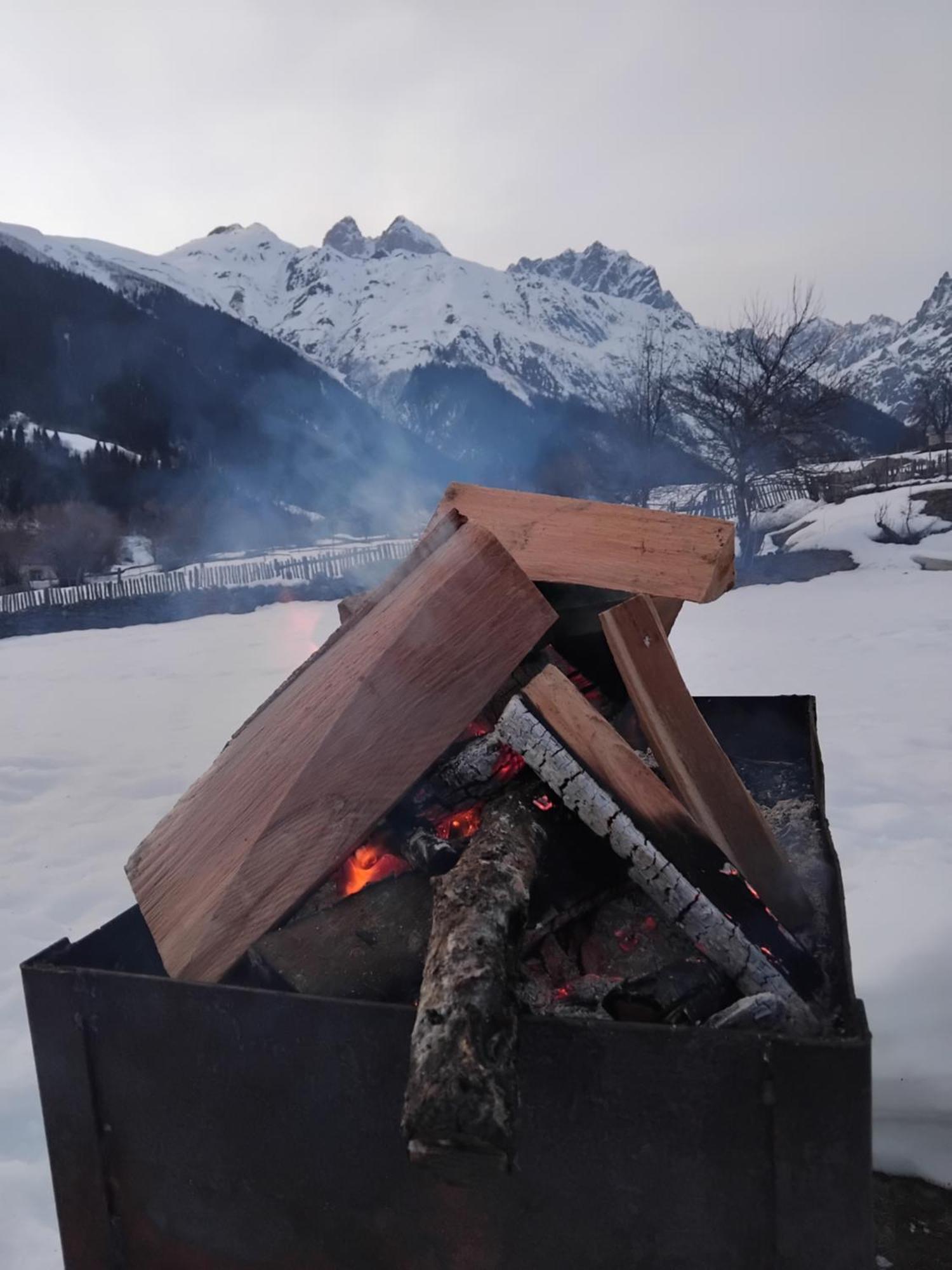 Tebdi Qor, Warm Home ميستيا المظهر الخارجي الصورة